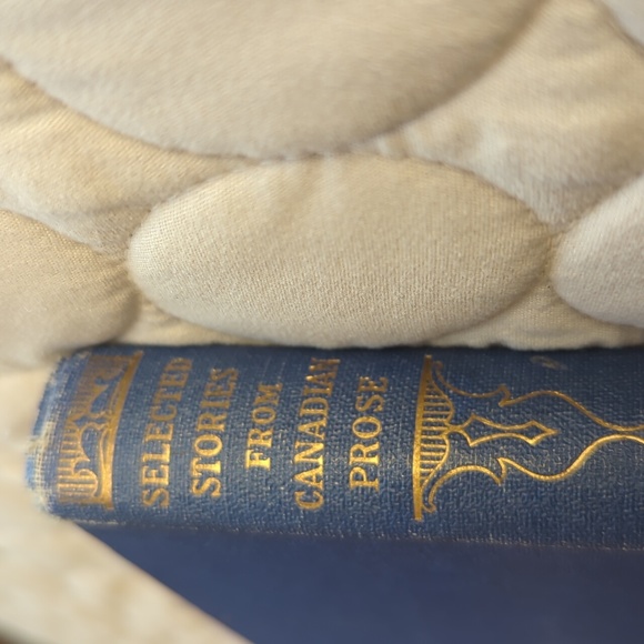 2/$12 Book 1929 Selected Stories from Canadian Prose - Picture 2 of 6